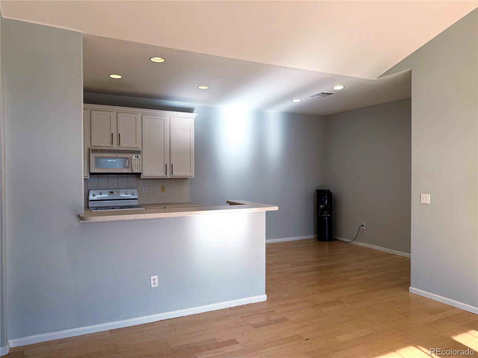 1561 Olympia Circle 306