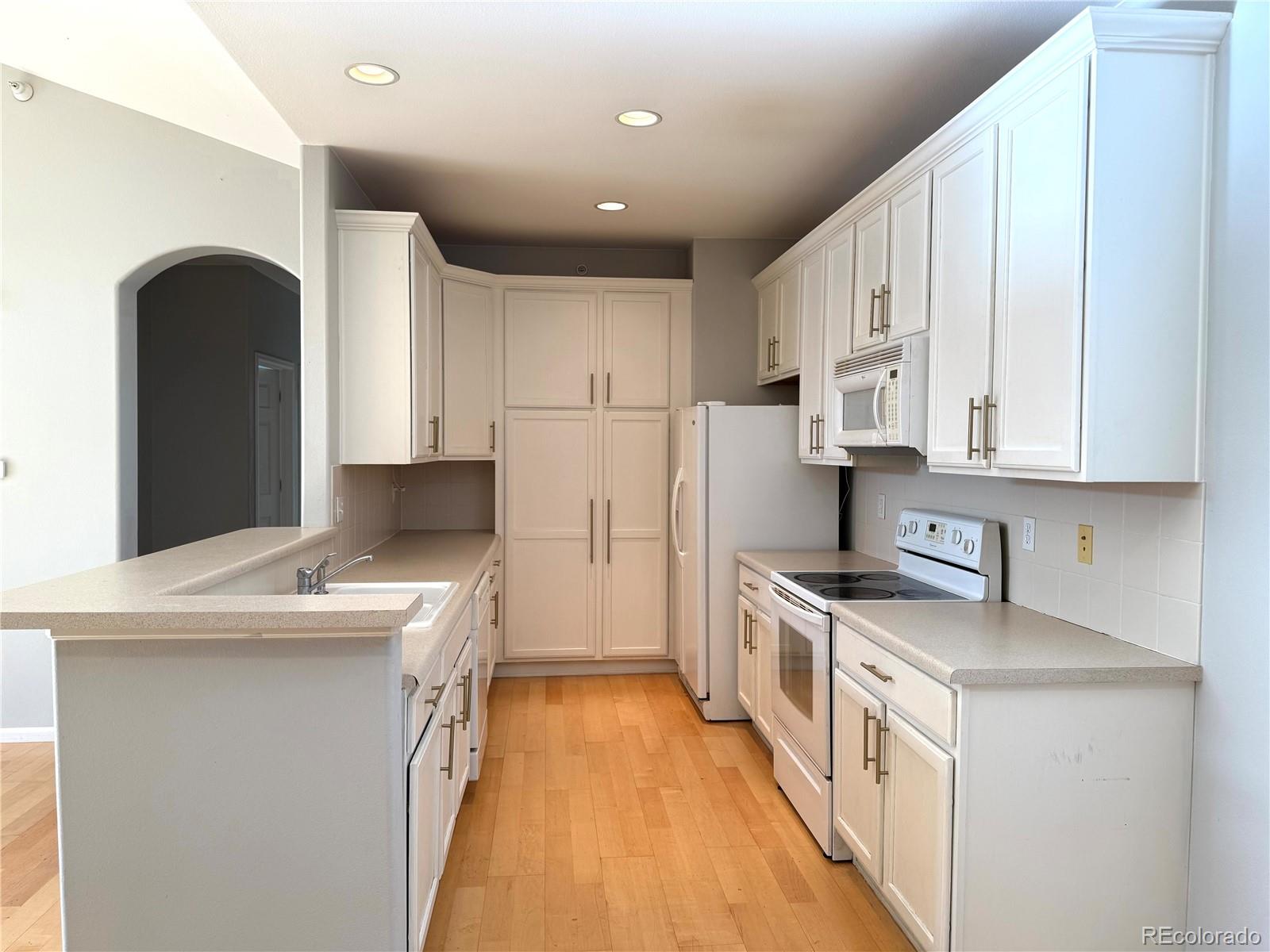 1561 Olympia Circle 306