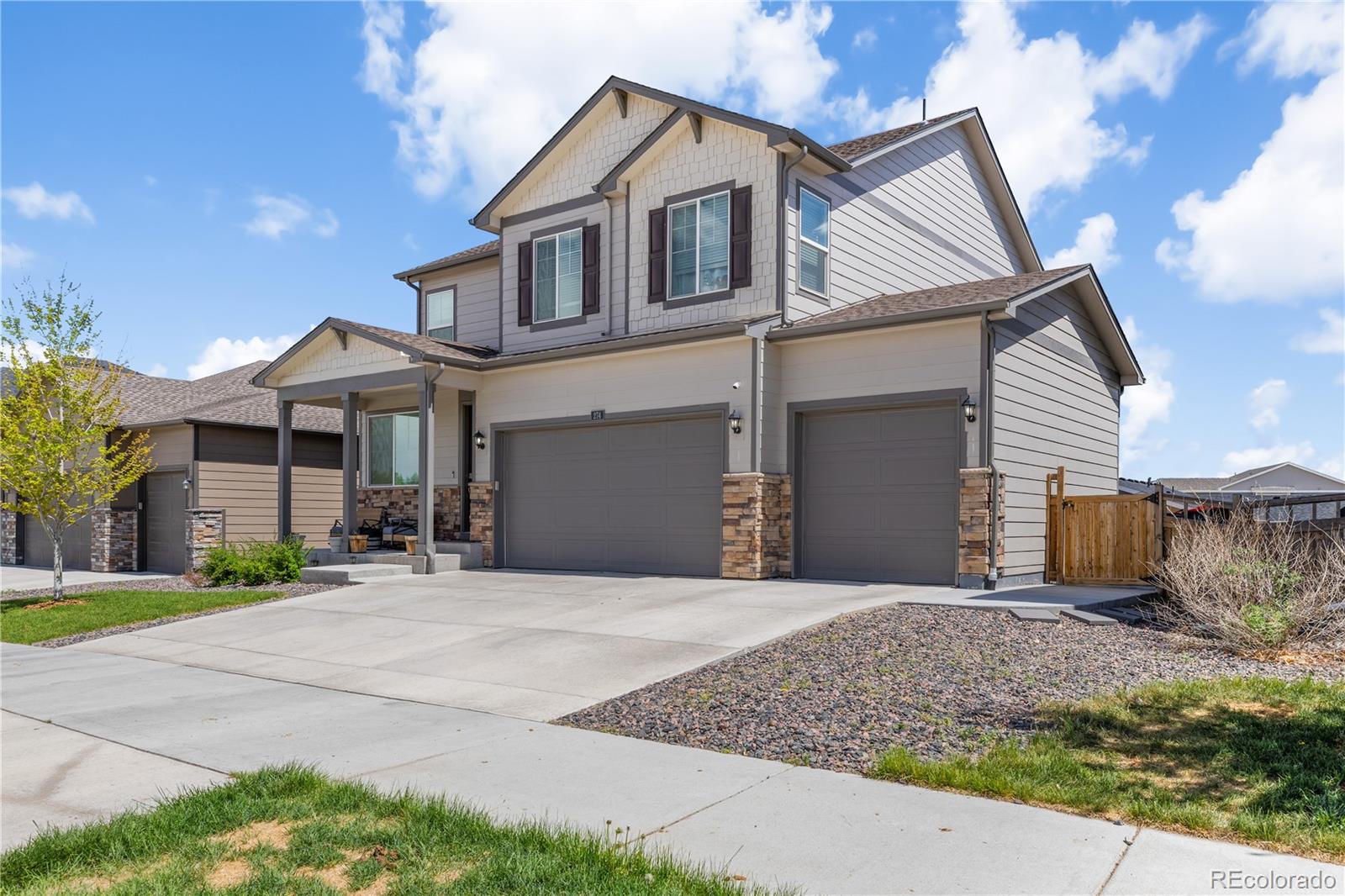 274 N 45th Avenue