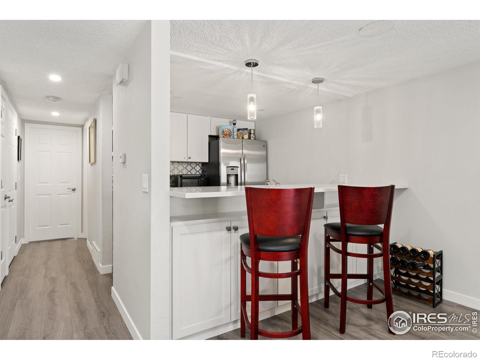 1160 S Monaco Parkway 6