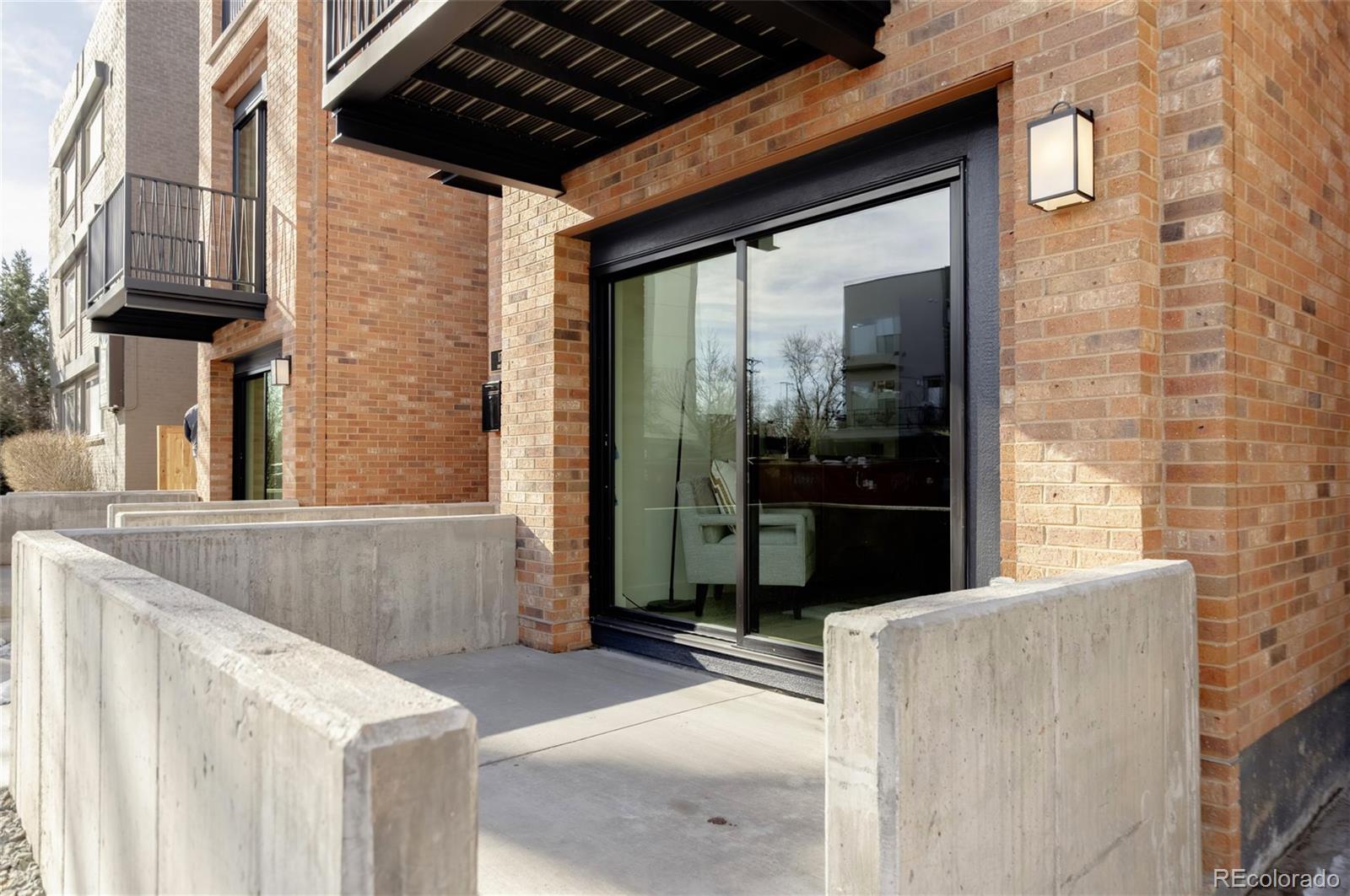 1749 Unit 1 & 2 N Williams Street