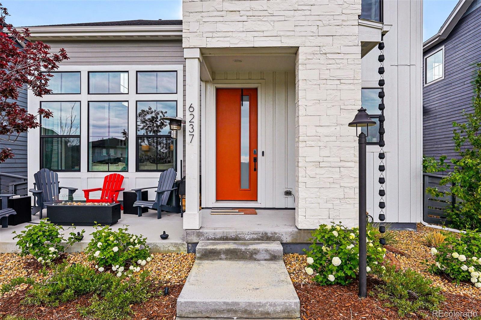 6237 Stable View Street