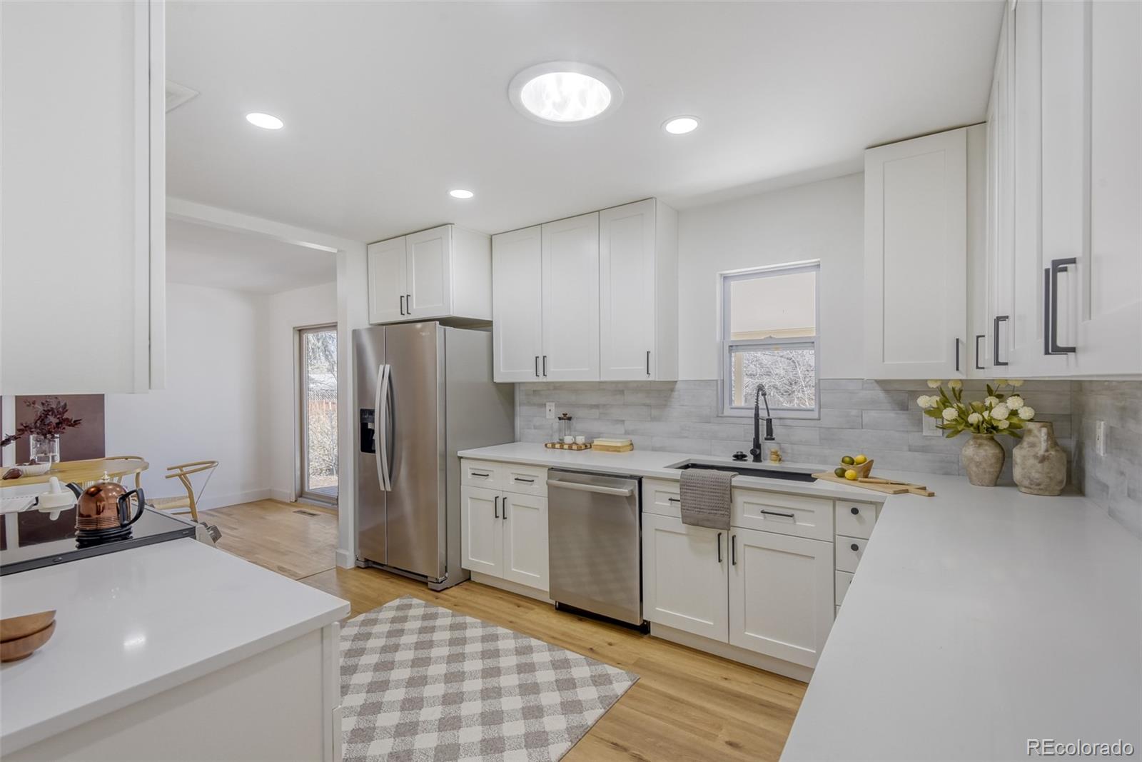 2698 S Niagara Street