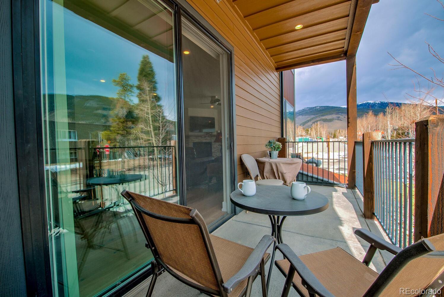 235 E La Bonte Street 108