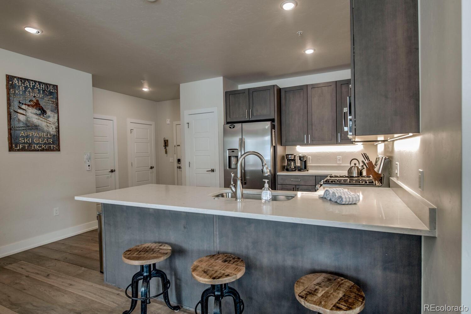 235 E La Bonte Street 108