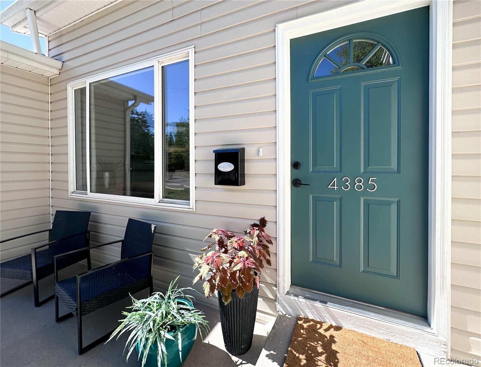 4385 S Clarkson