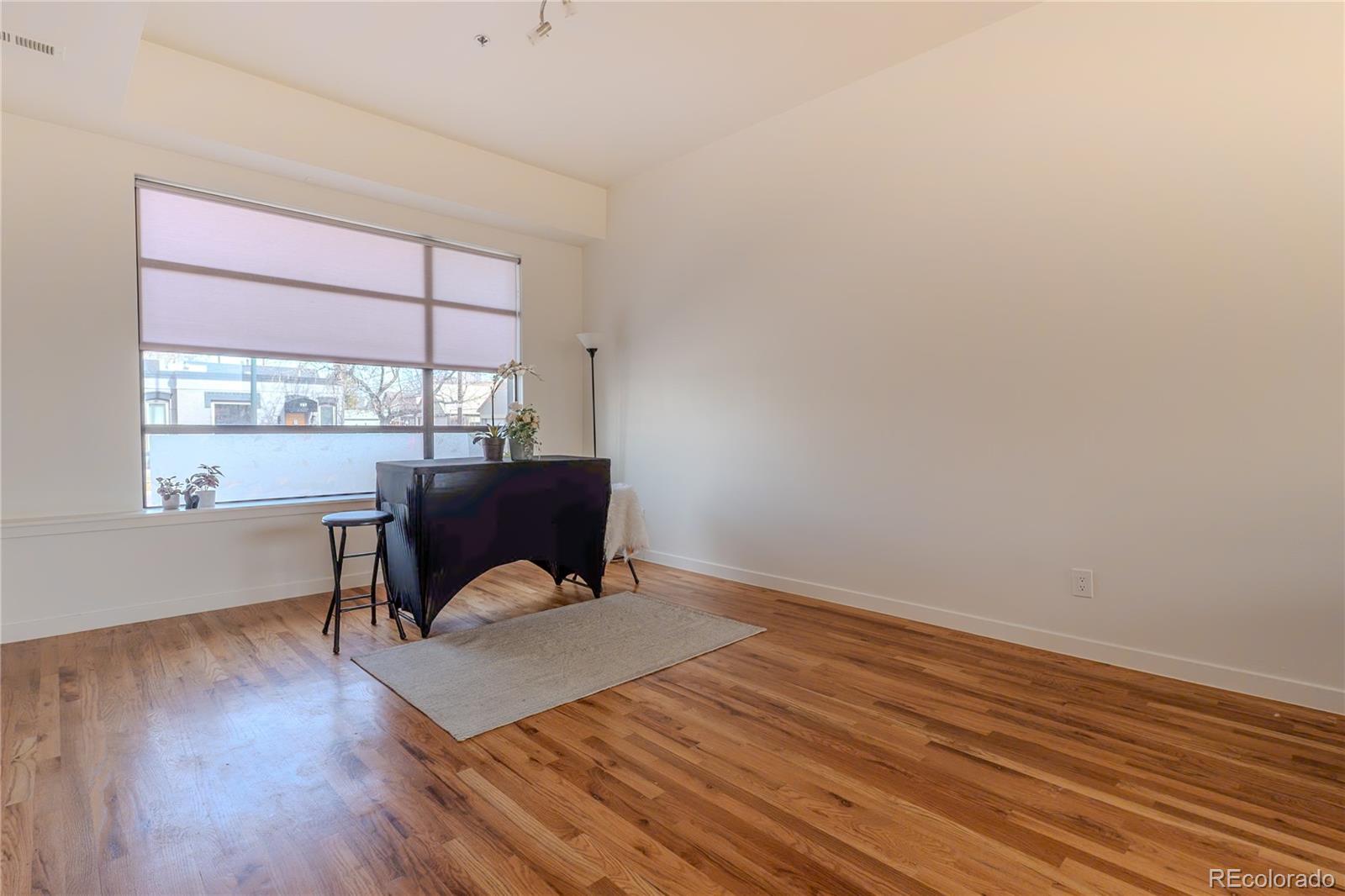 722 W 6th Avenue