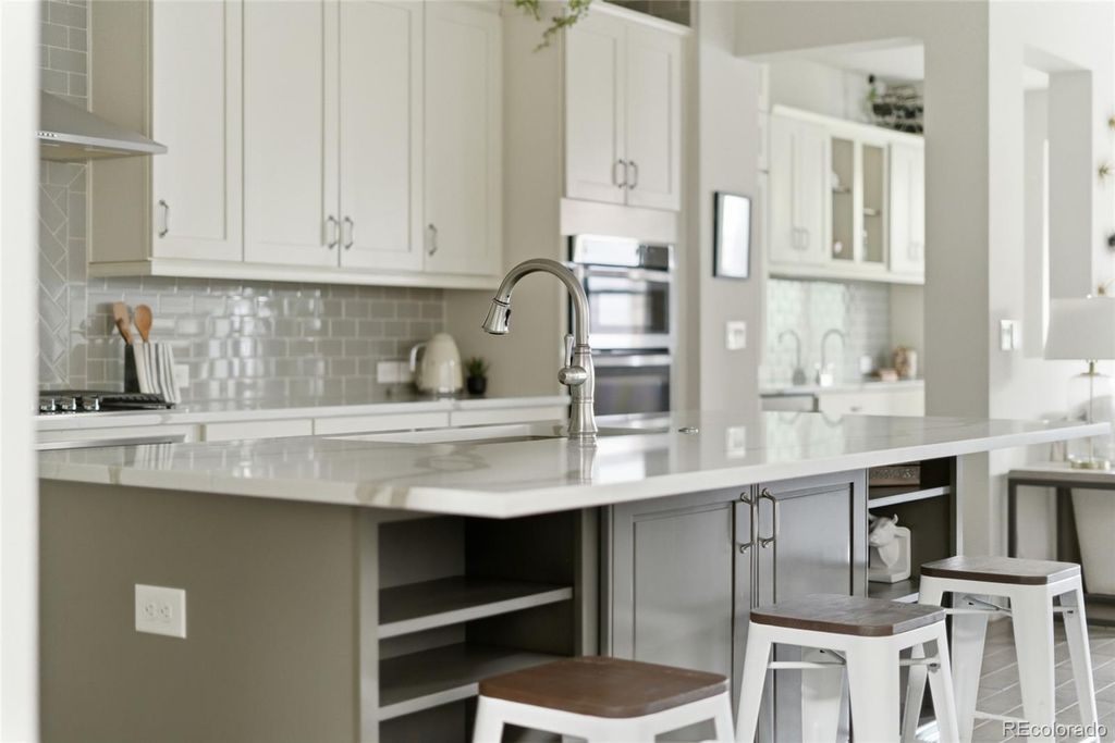 Photo of 1156 S Lincoln Street, Denver, CO 80210 (MLS # 4172740)