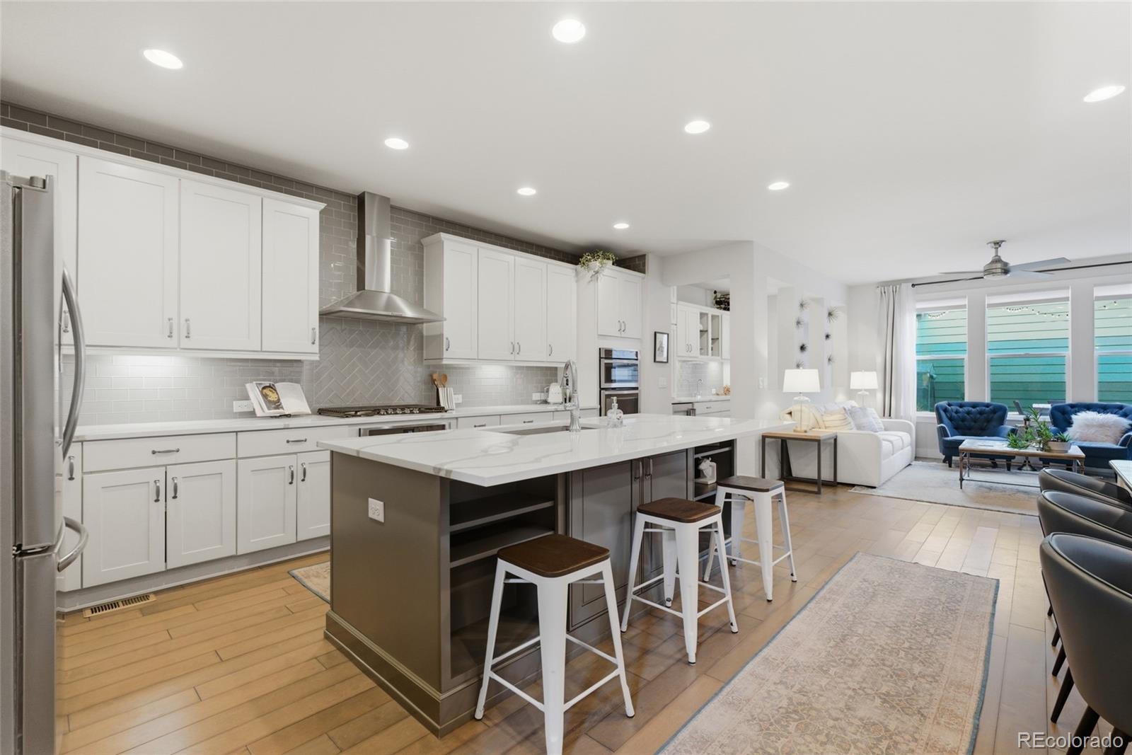 1156 S Lincoln Street