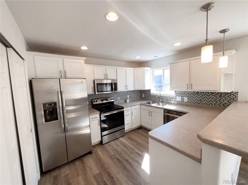 Photo of 9686 Fairwood Street, Littleton, CO 80125 (MLS # 2195224)