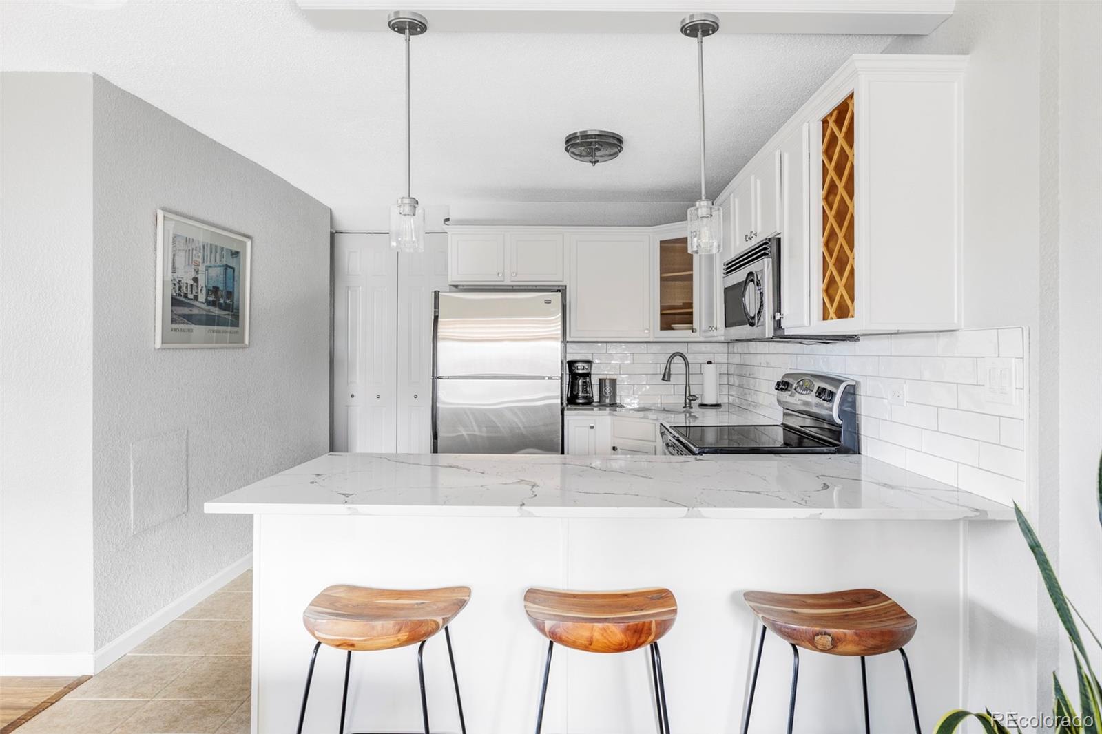 909 N Logan Street 3A, Denver, CO, 80203 3 909 N Logan Street 3A
