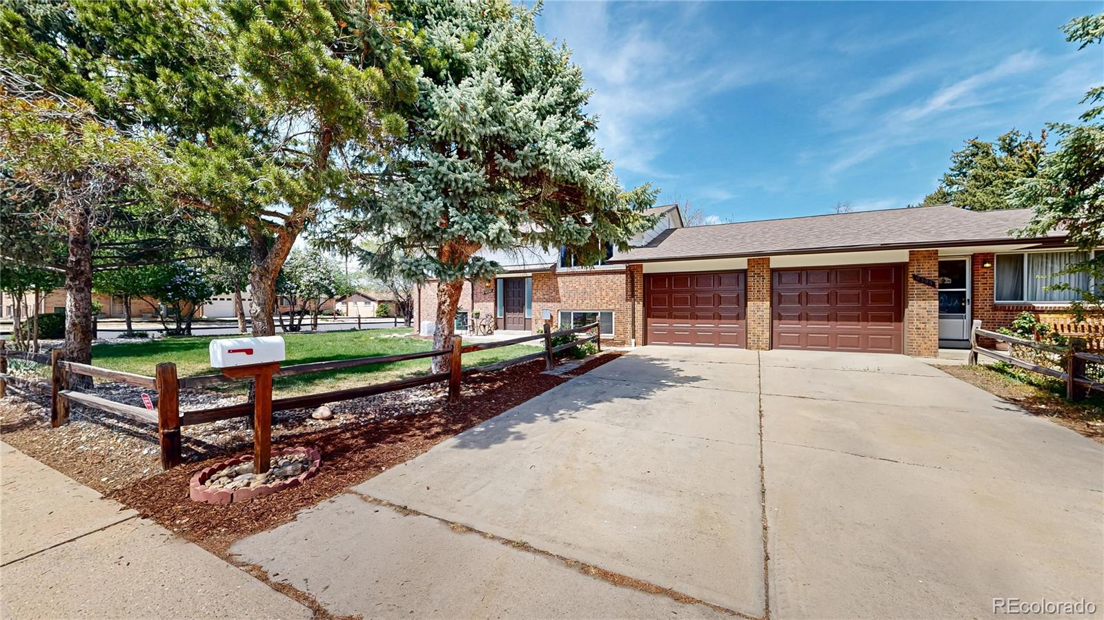 9395-9397 W 45th Avenue