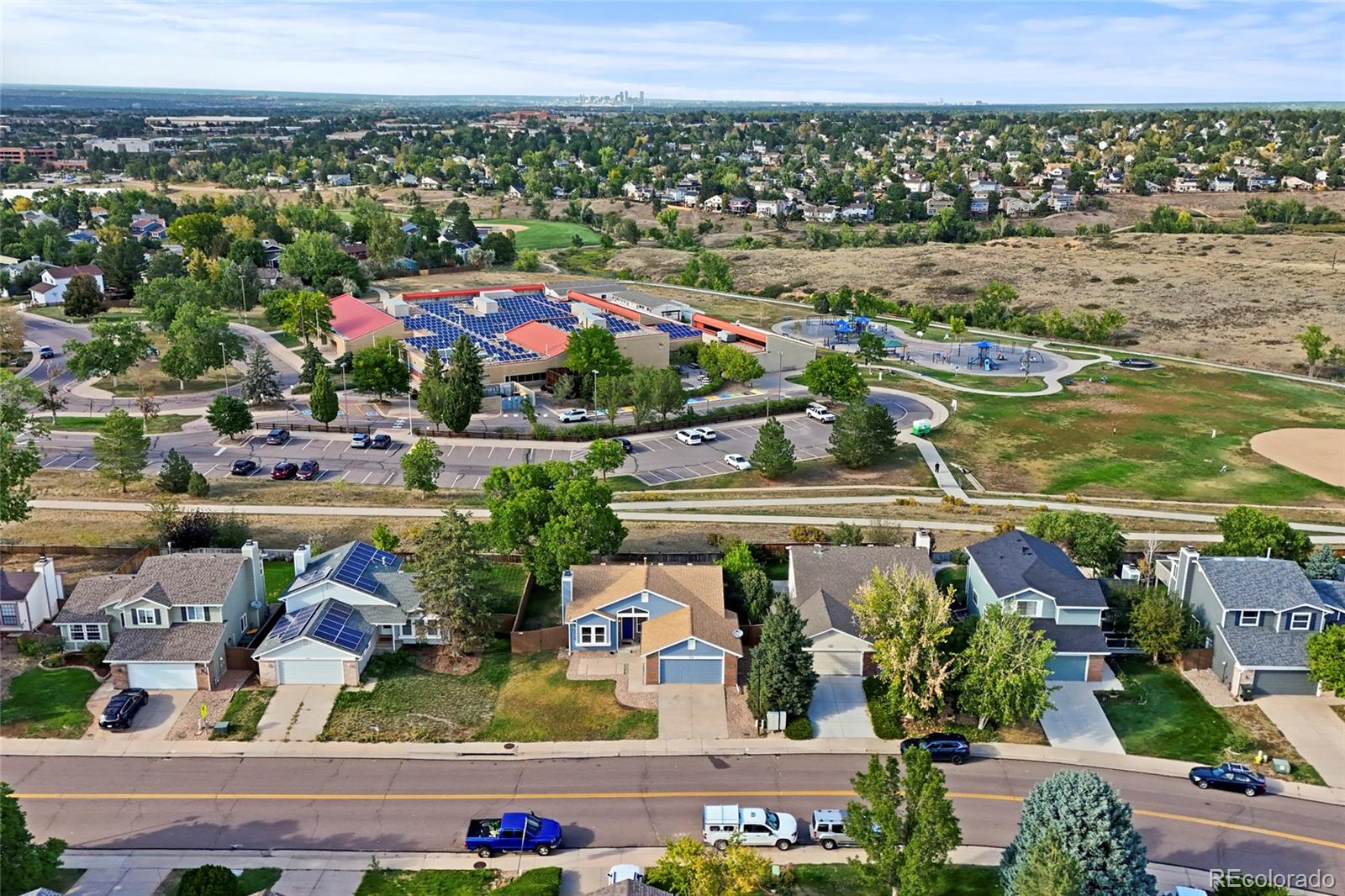 635 Ridgeglen Way