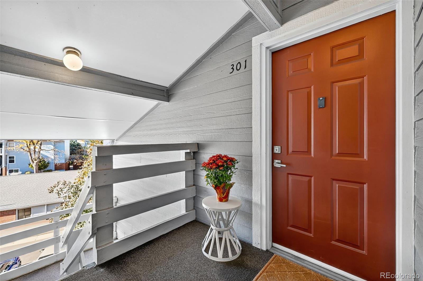 7665 E Eastman Avenue 301A