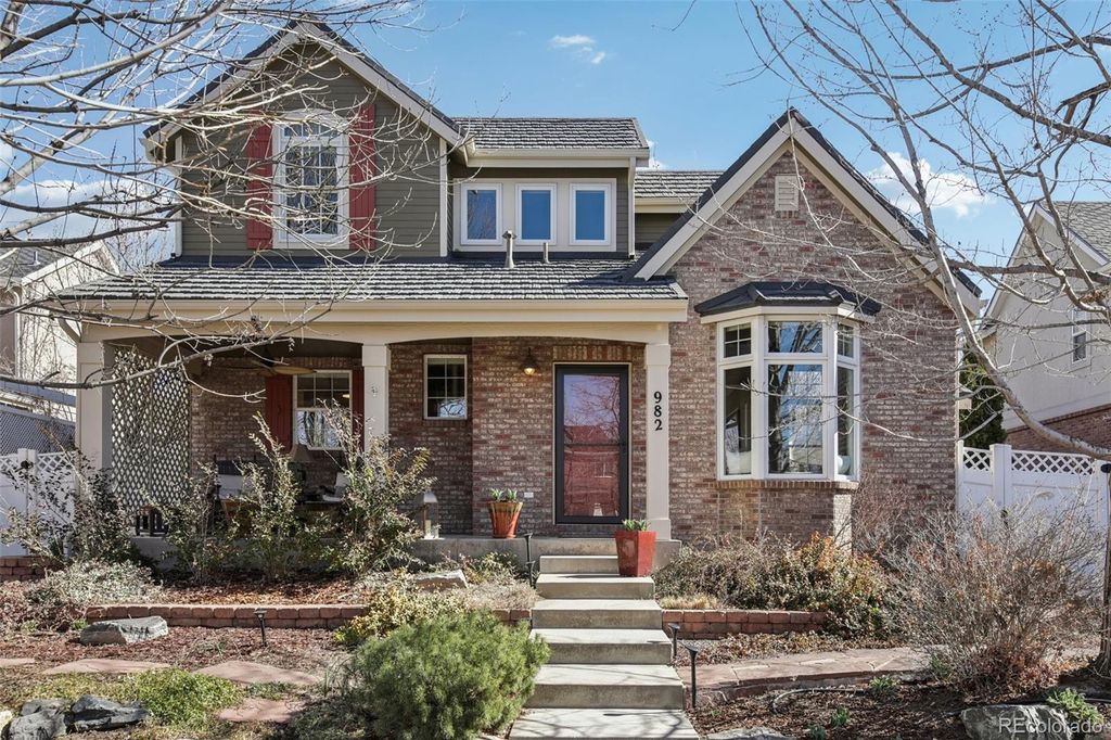 Photo of 982 Roslyn Street, Denver, CO 80230 (MLS # 8251353)