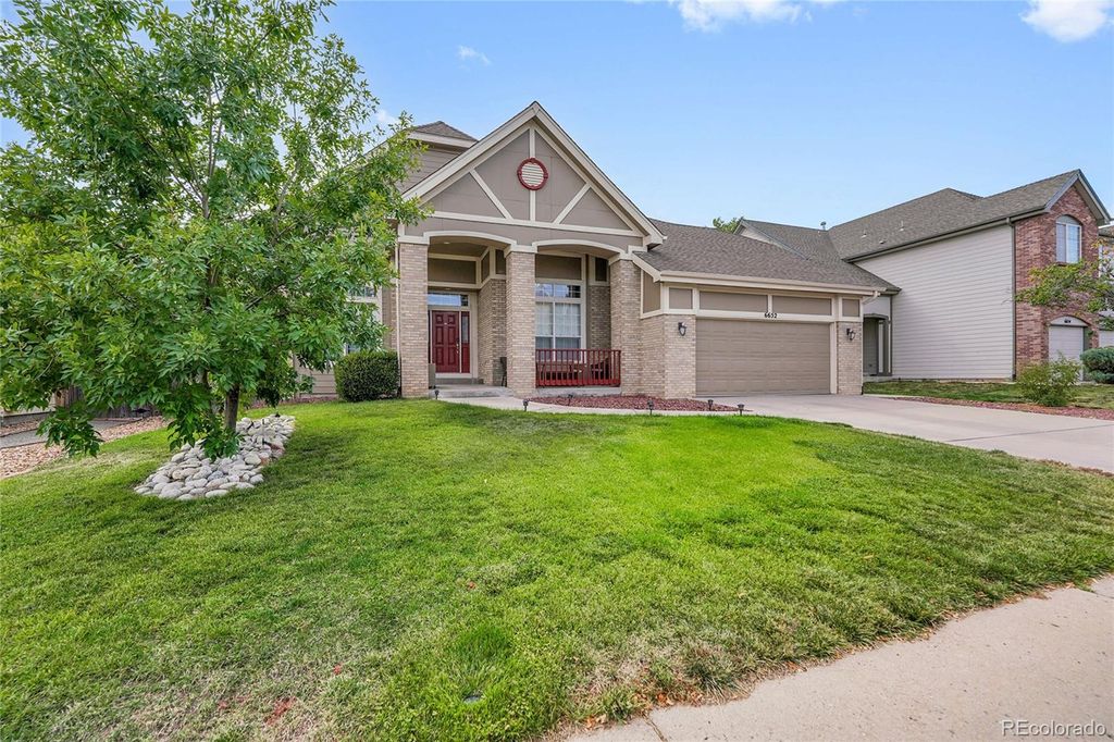 Photo of 6652 W Hamilton Drive, Lakewood, CO 80227 (MLS # 8354808)