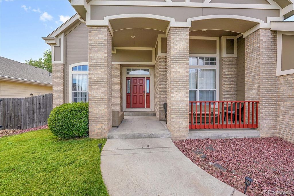 Photo of 6652 W Hamilton Drive, Lakewood, CO 80227 (MLS # 8354808)