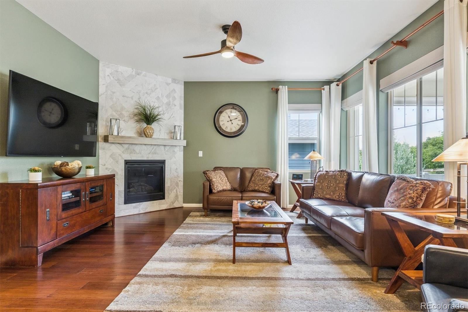 3844 Donnington Circle, Castle Rock, CO, 80104 3 3844 Donnington Circle