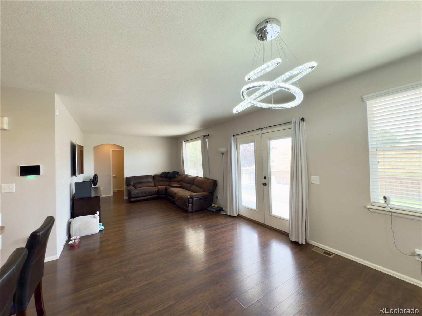 11590 River Oaks Lane