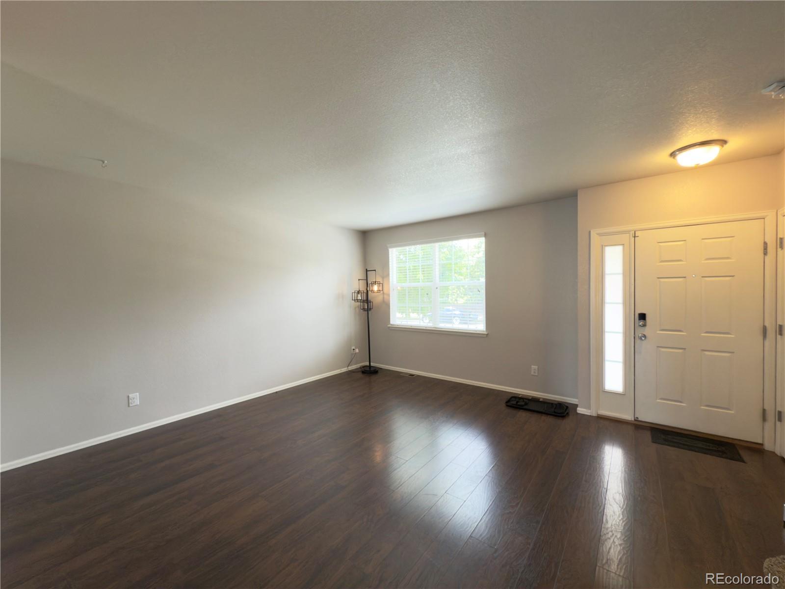 11590 River Oaks Lane