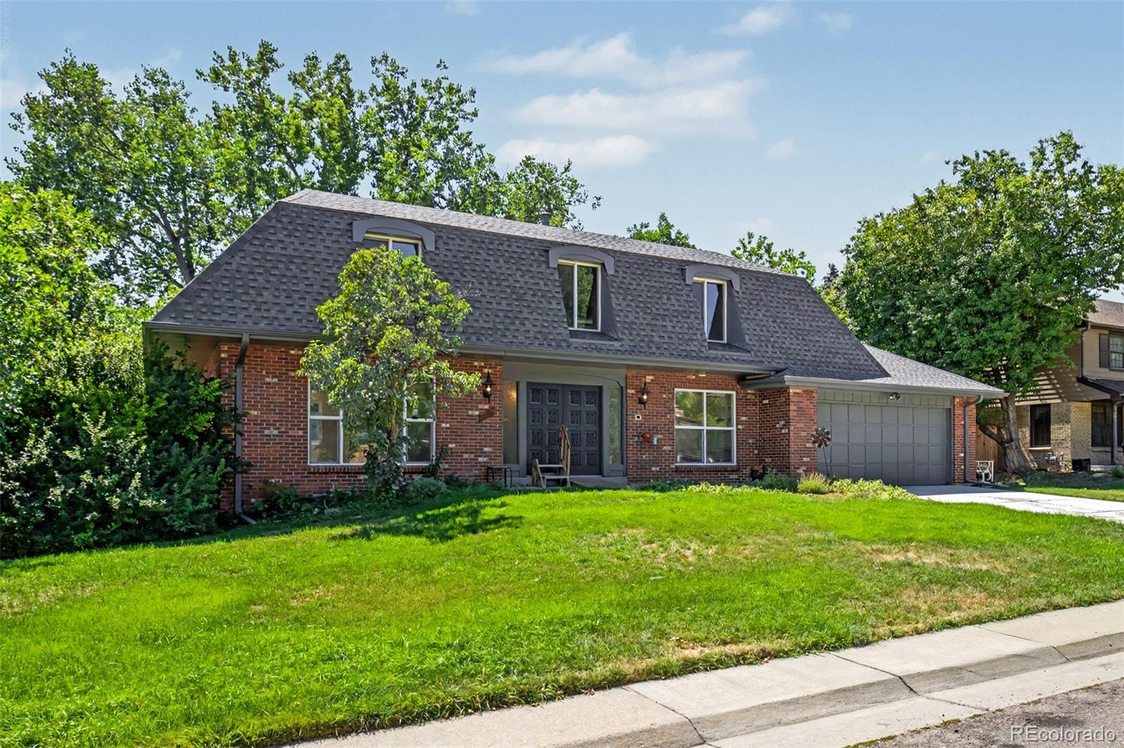 5496 W Hinsdale Place