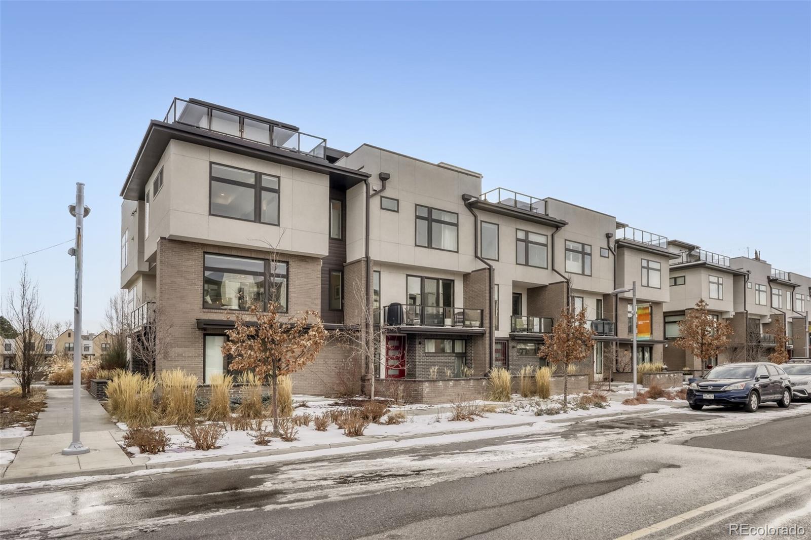 6850 E Lowry Boulevard