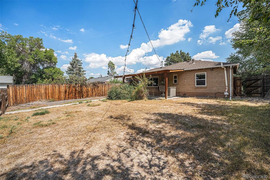 Photo of 2141 Quebec Street, Denver, CO 80207 (MLS # 5981082)
