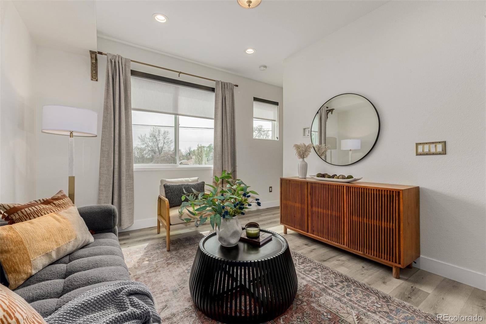 4925 W 10th Avenue 111