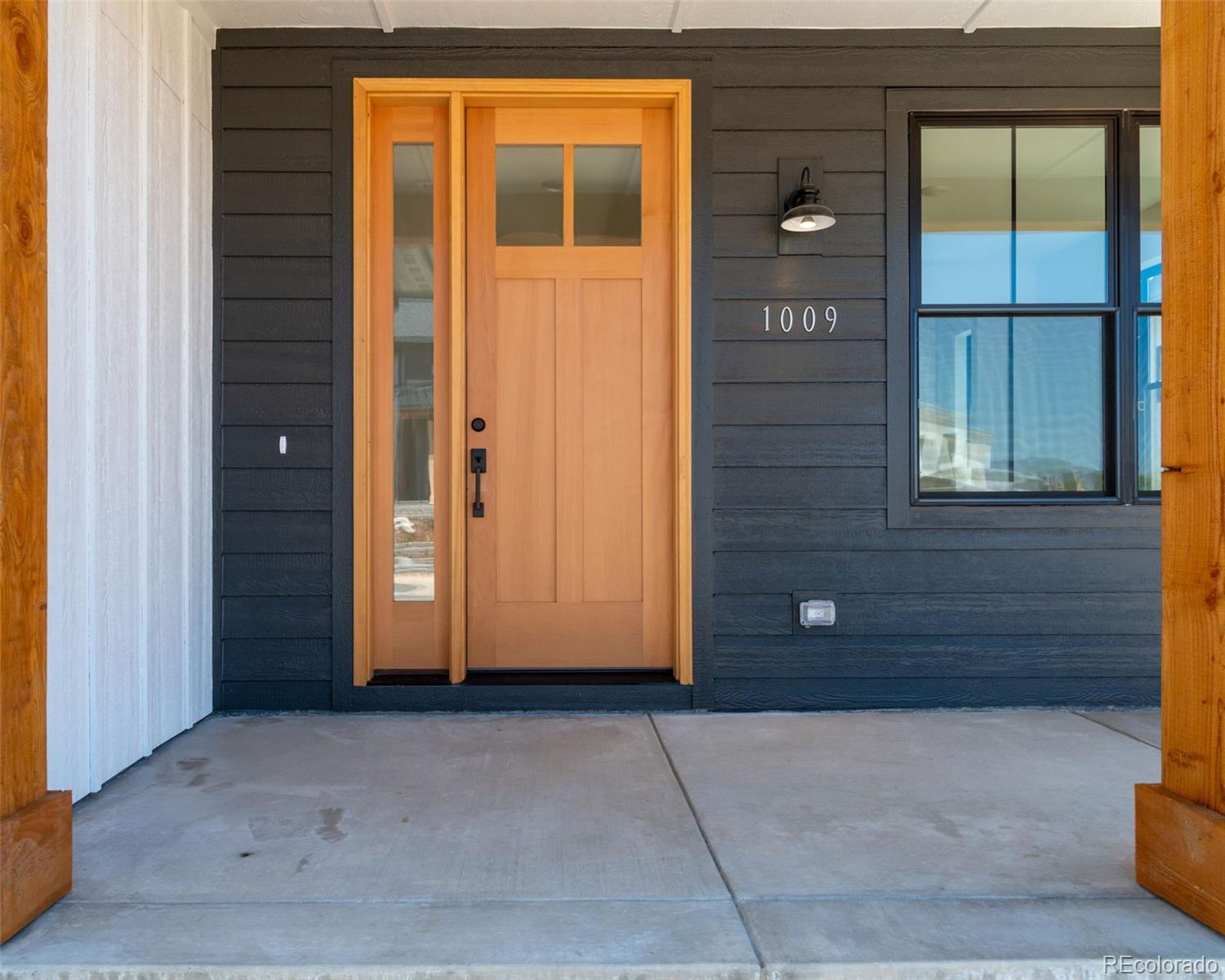 13873 Muirfield Circle