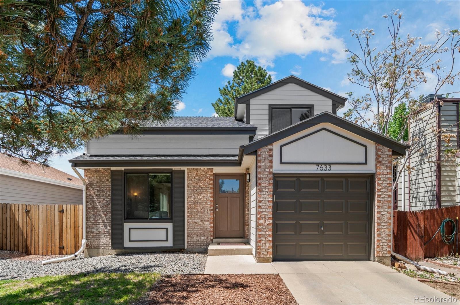7633 Gray Way