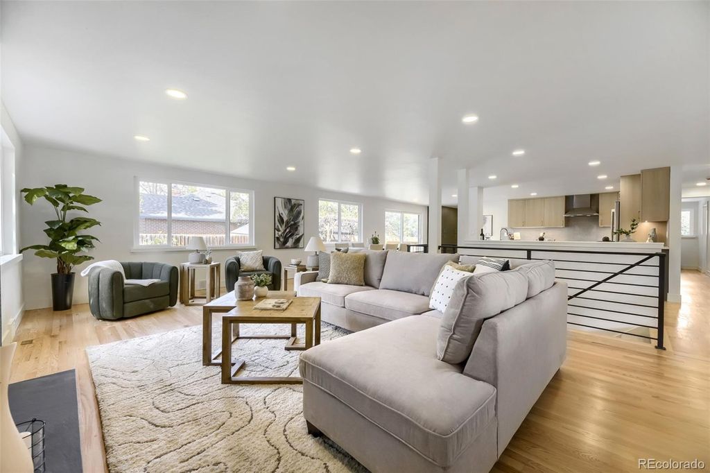 Photo of 6101 E 3rd Avenue, Denver, CO 80220 (MLS # 8342652)