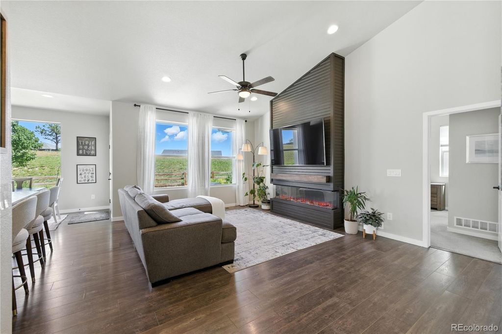 Photo of 15781 Lake Mist Drive, Monument, CO 80132 (MLS # 4187897)