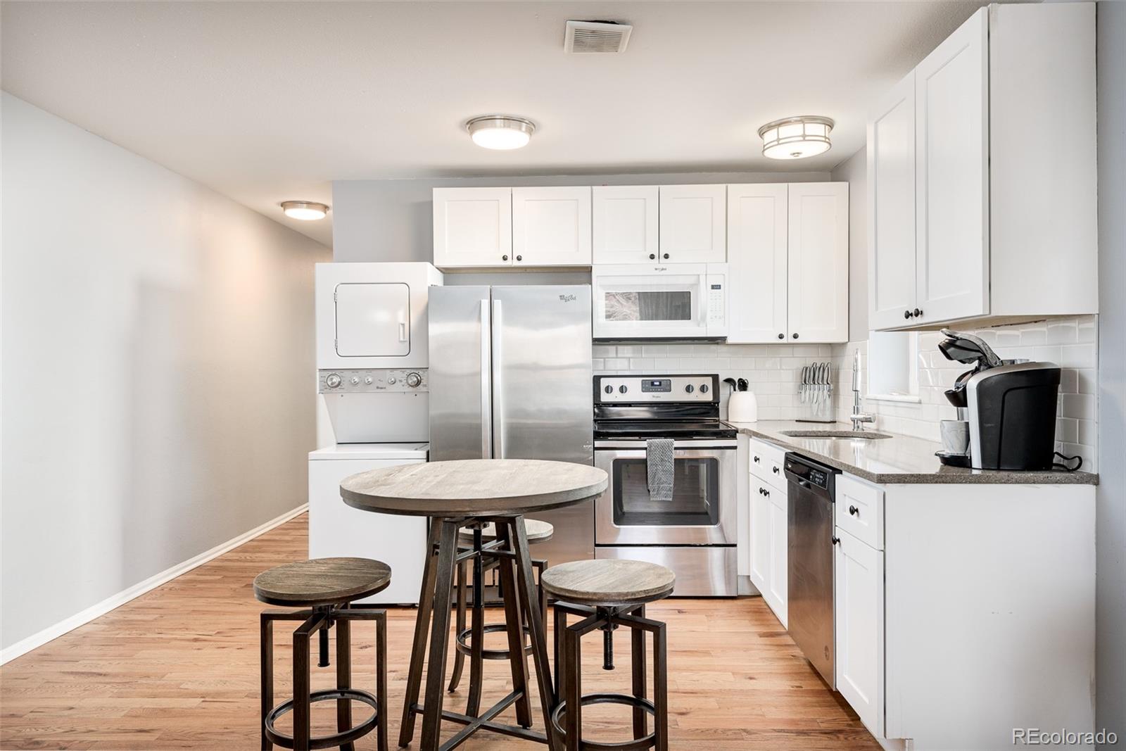 2405-2411 Tremont Place