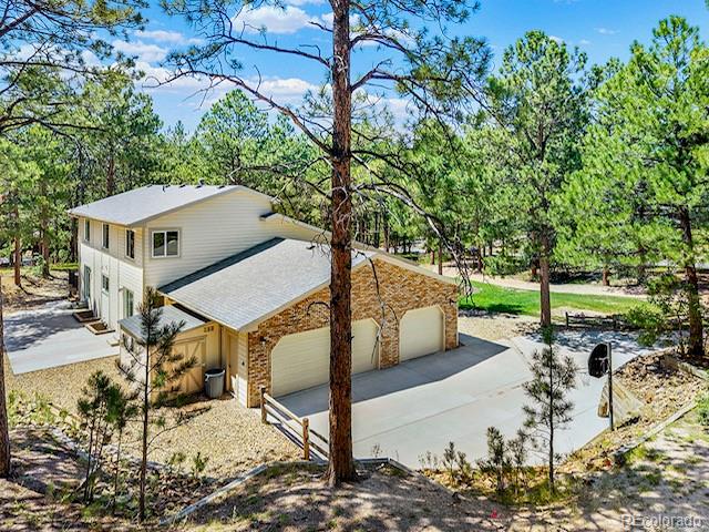 1085 Melinda Lane