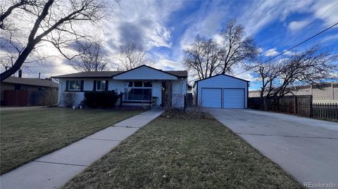 Photo of 555 Everett Street, Lakewood, CO 80226 (MLS # 7355826)