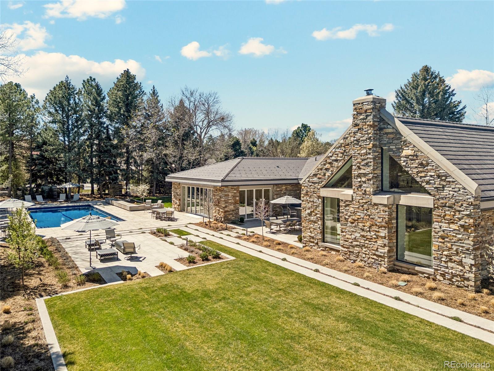 9 Cherry Hills Farm Court