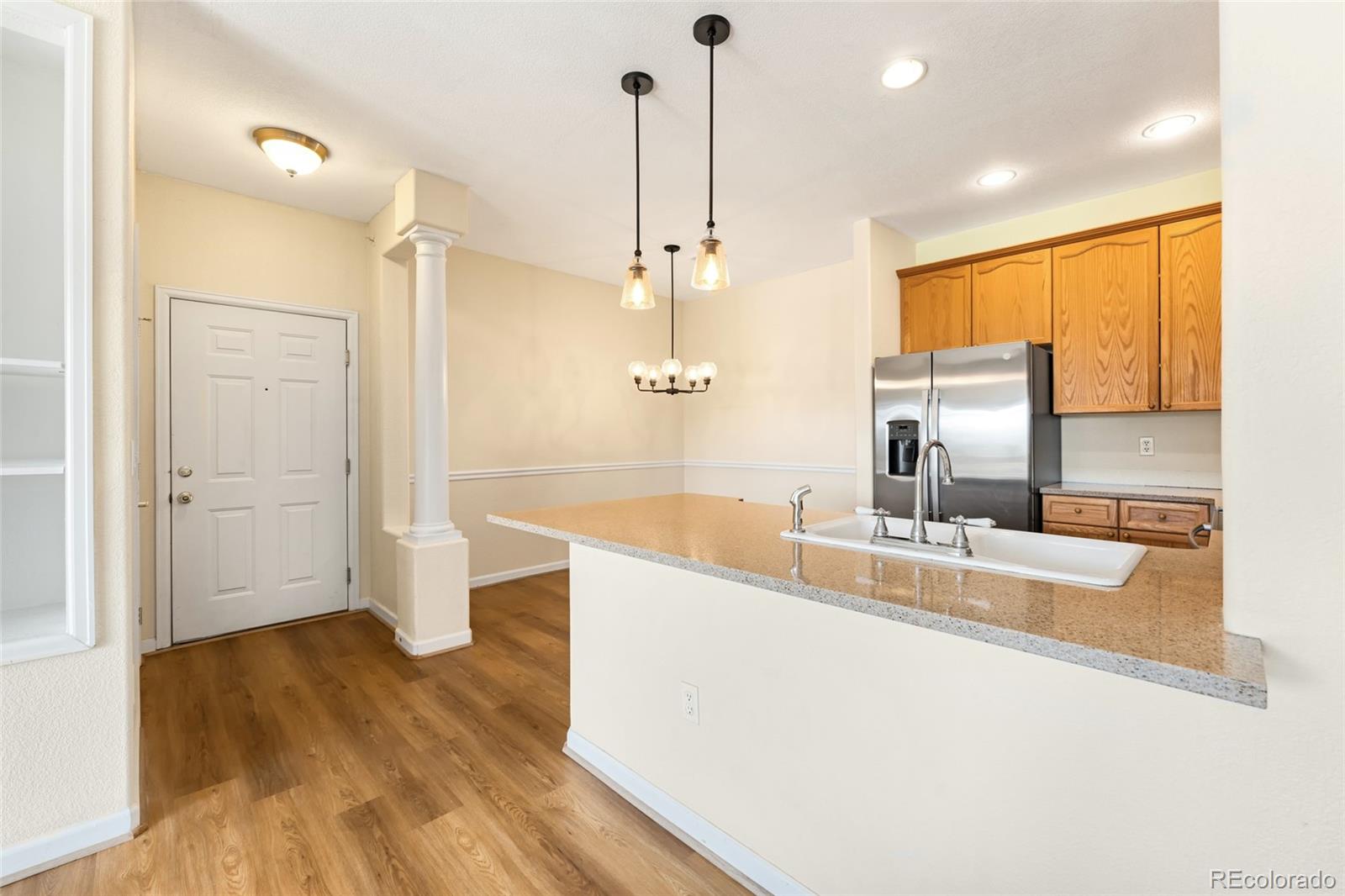 8427 S Hoyt Way 203