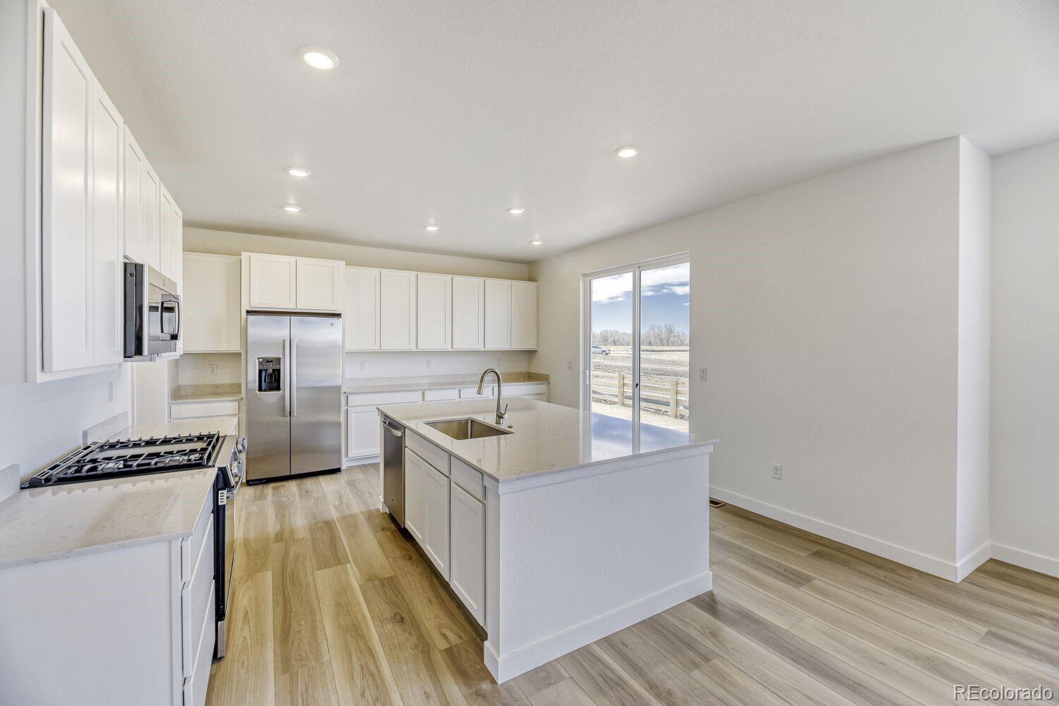 7863 S Cherokee Trail