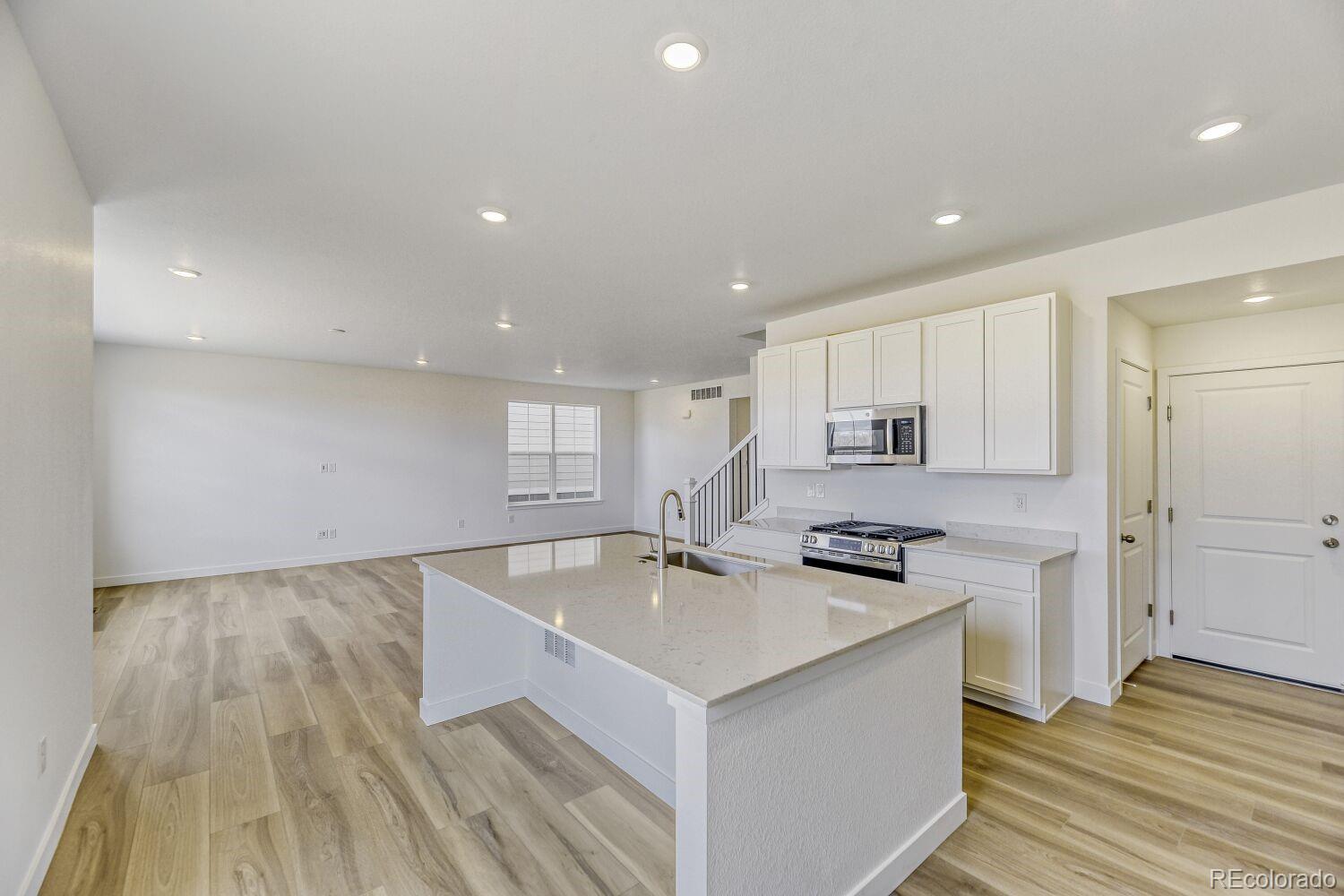 7863 S Cherokee Trail