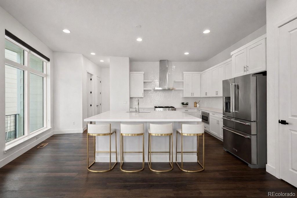 Photo of 21416 E 61st Drive, Aurora, CO 80019 (MLS # 4326770)