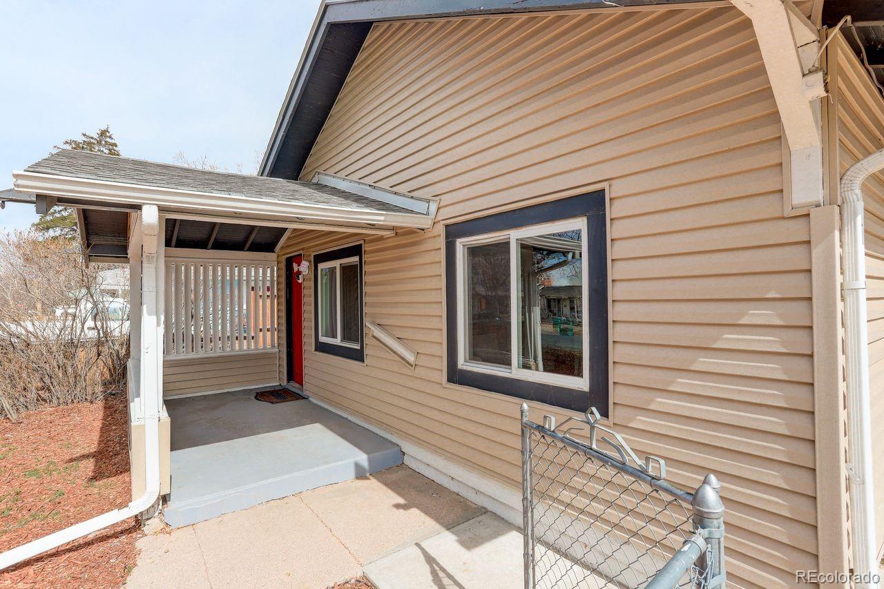 2056 Fulton Street, Aurora, CO, 80010 3 2056 Fulton Street