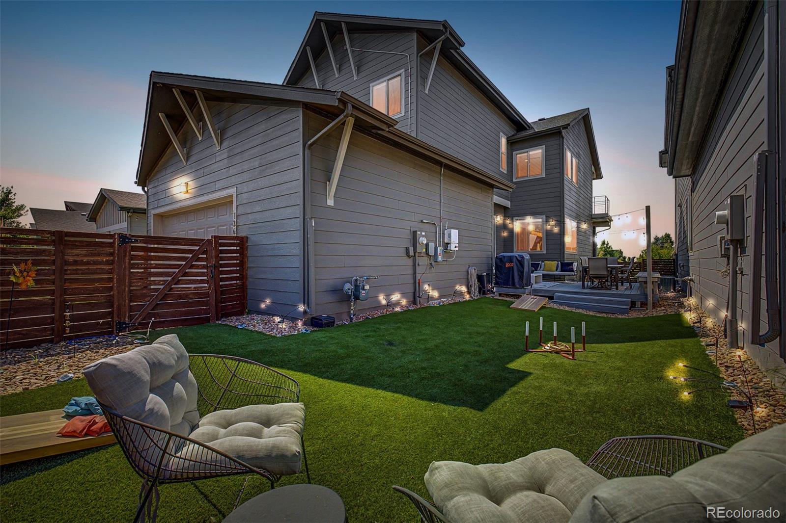 1365 W 67th Place