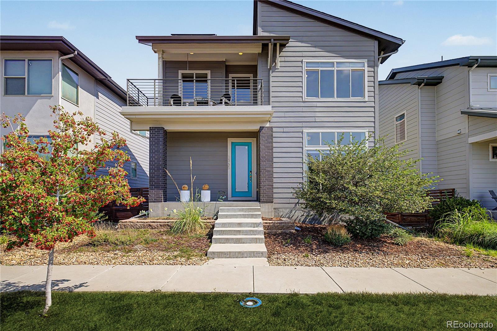 1365 W 67th Place