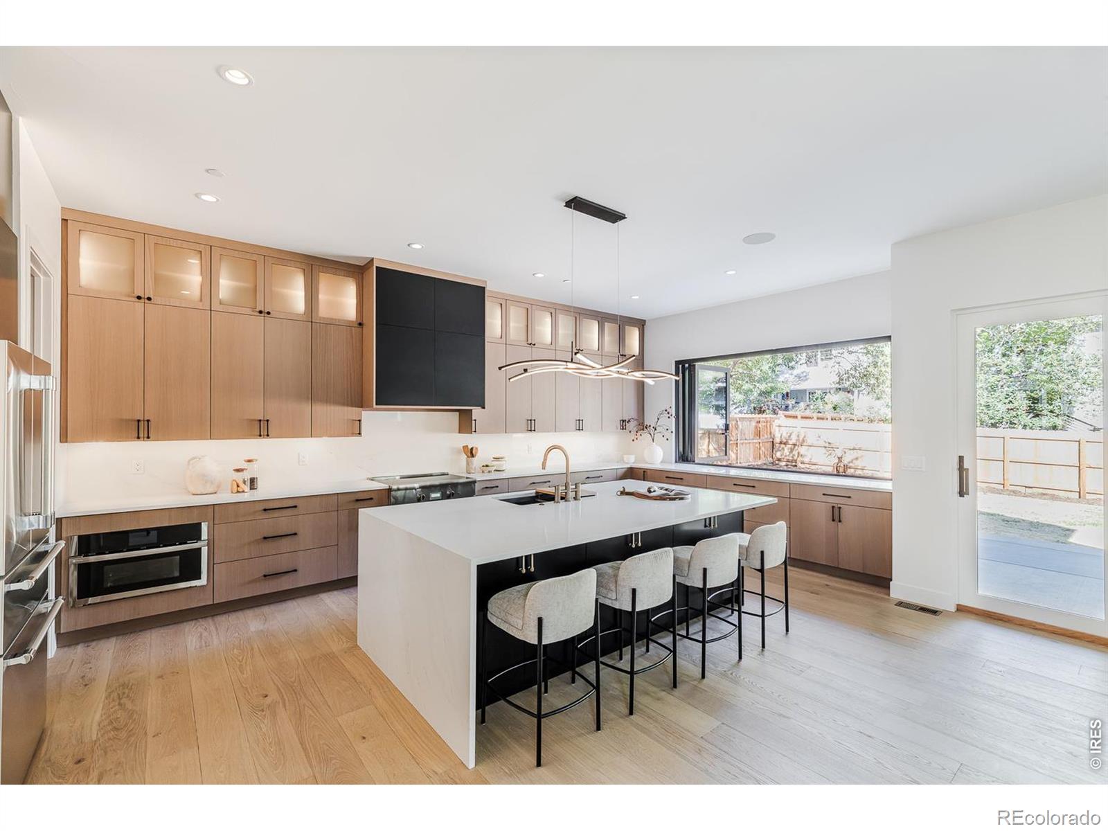 855 Union Avenue