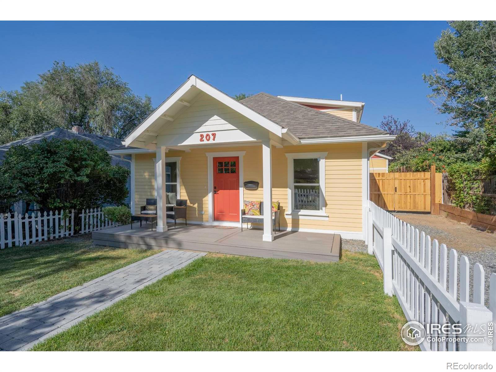 207 Lincoln Street