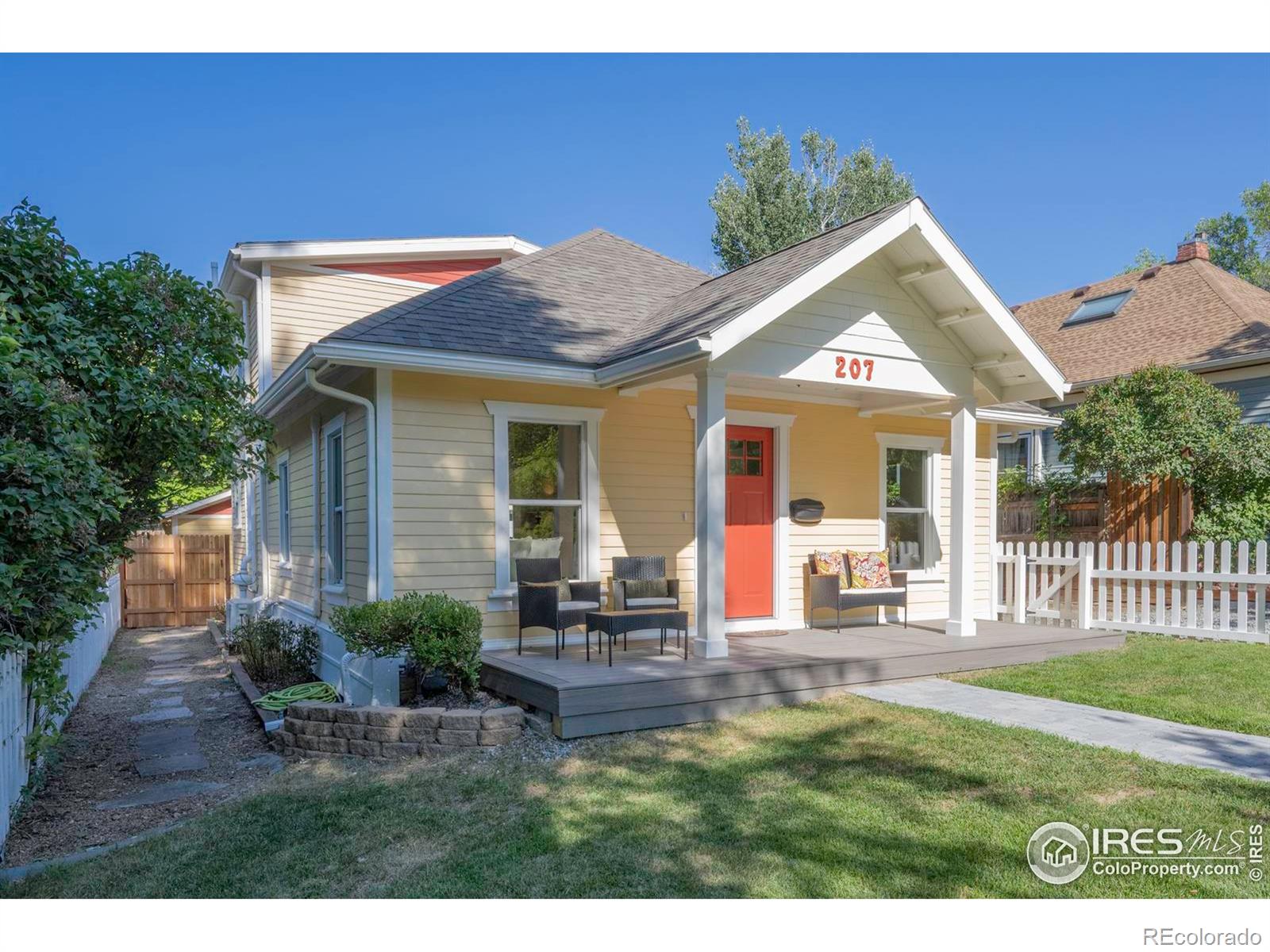 207 Lincoln Street