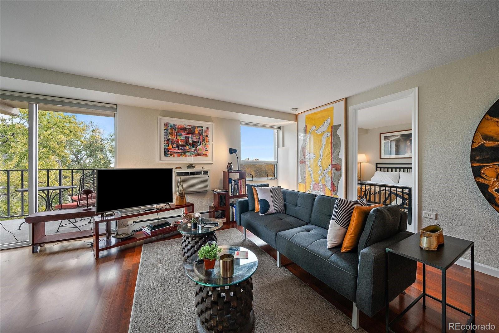 1150 Vine Street 404