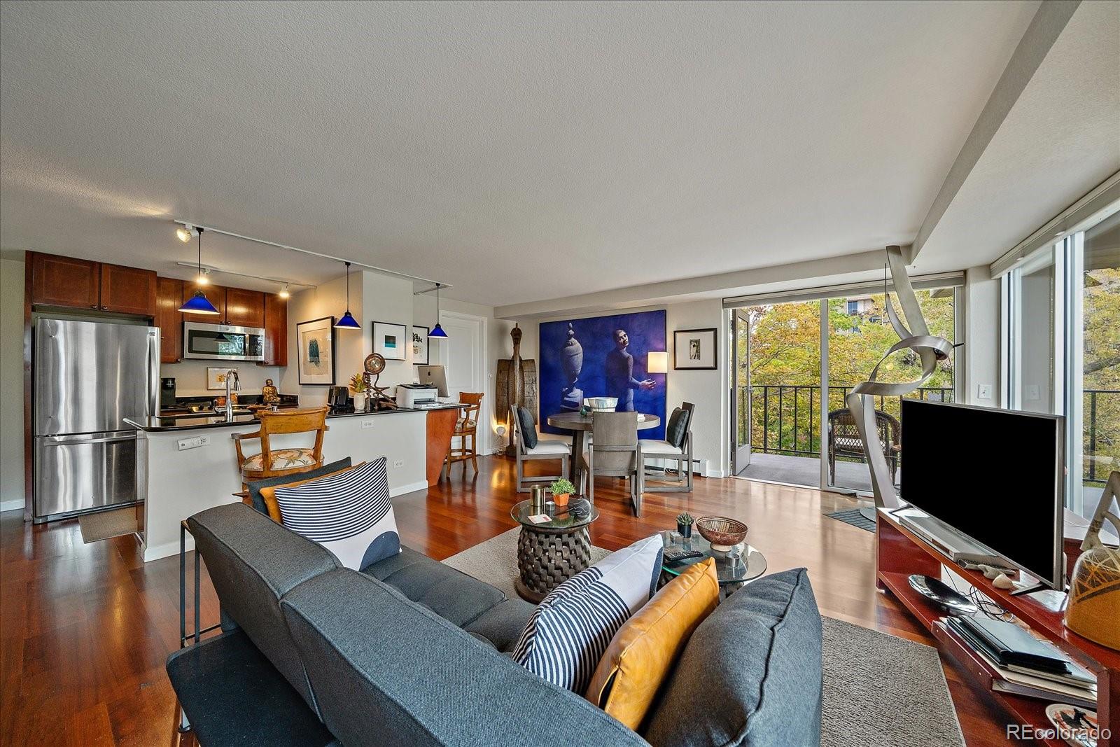 1150 Vine Street 404