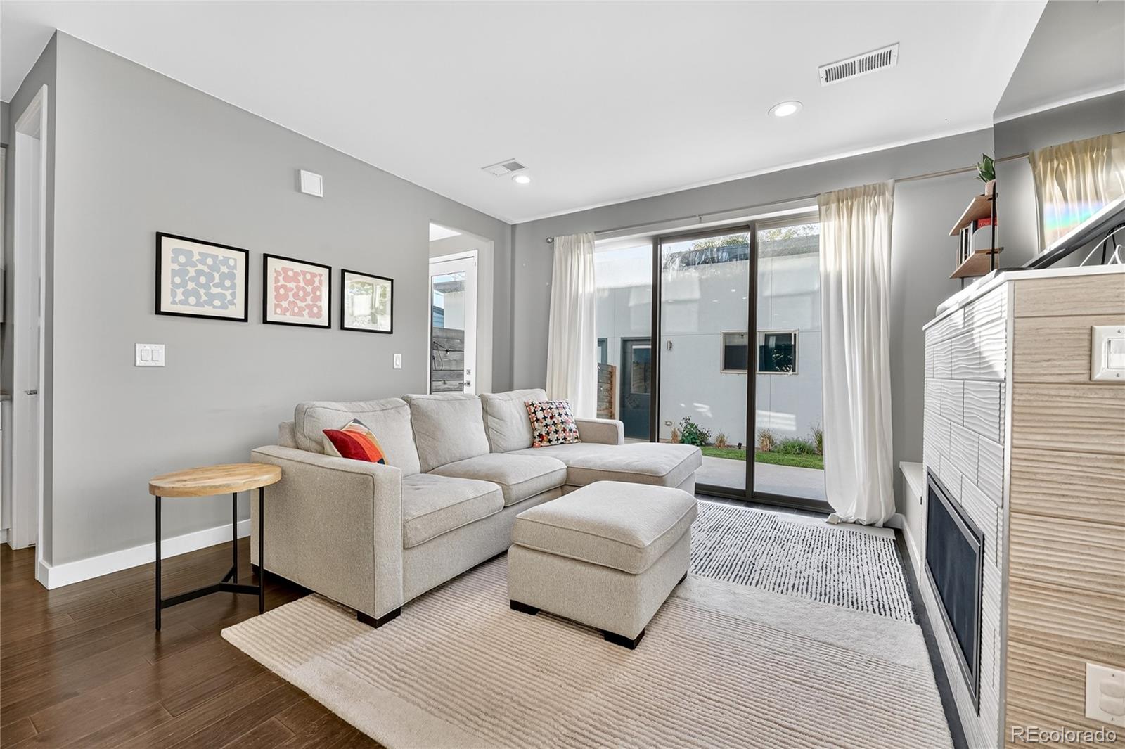 3237 S Bannock Street