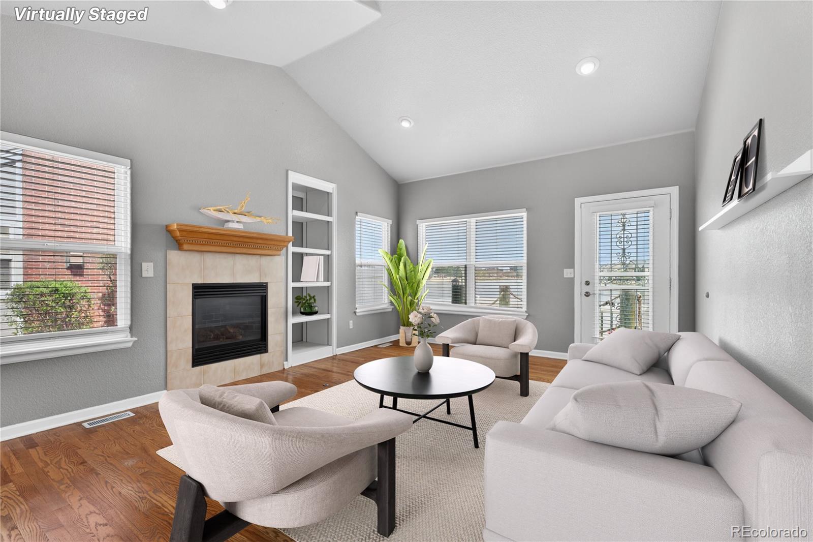 15555 E 40th Avenue 52